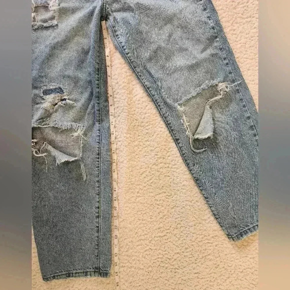 Forever 21 Distressed Blue Jeans - Picture 6 of 8